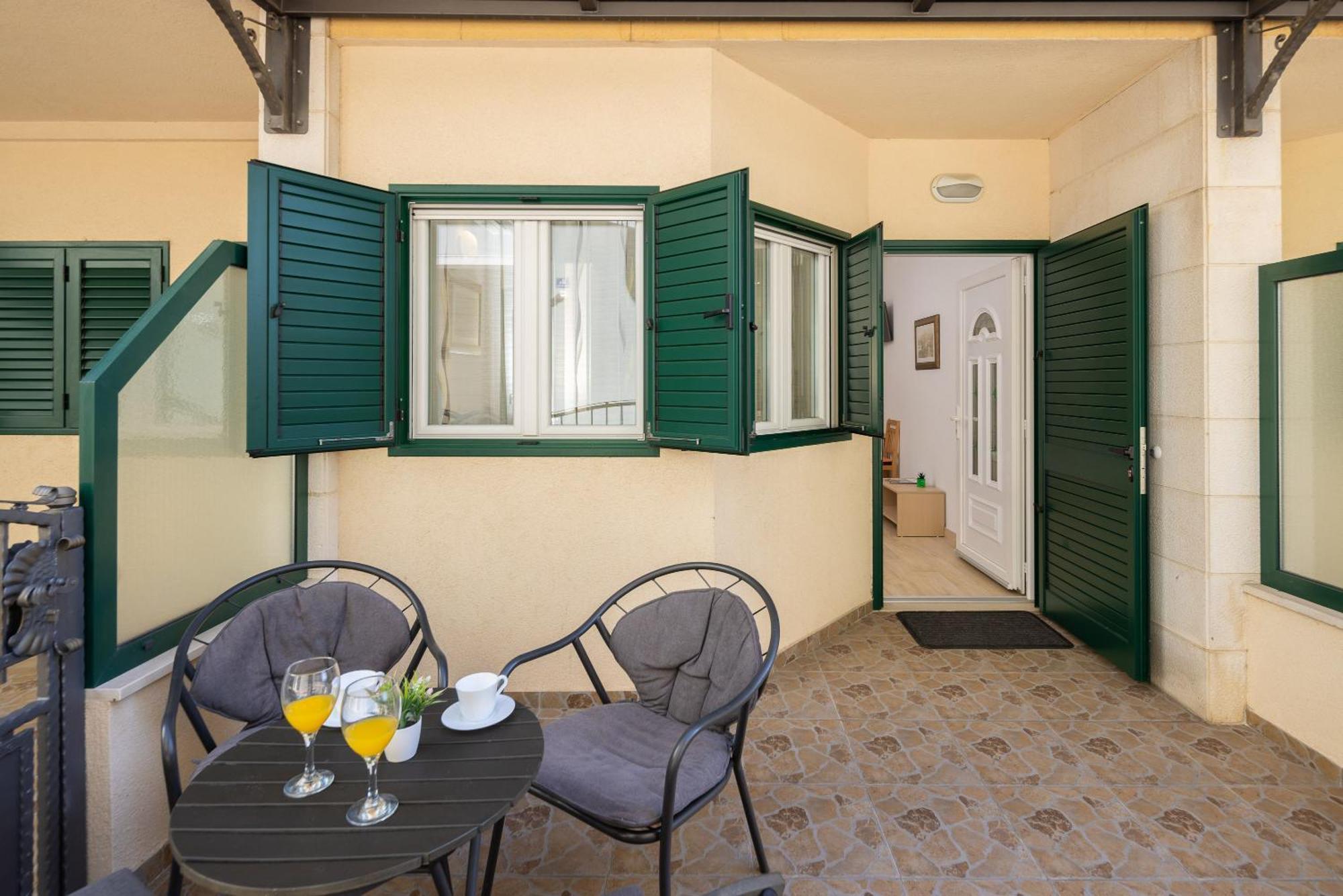 Apartman Sunny *