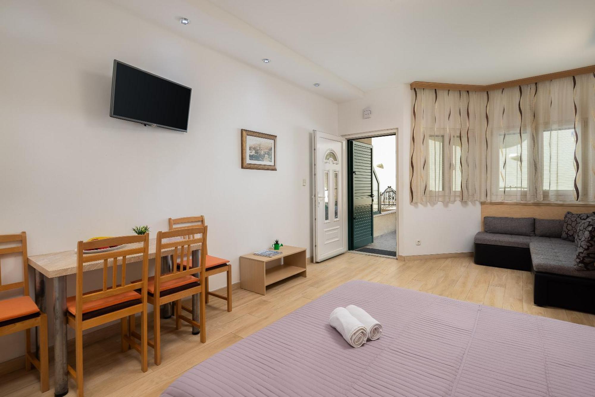 Apartman Sunny *