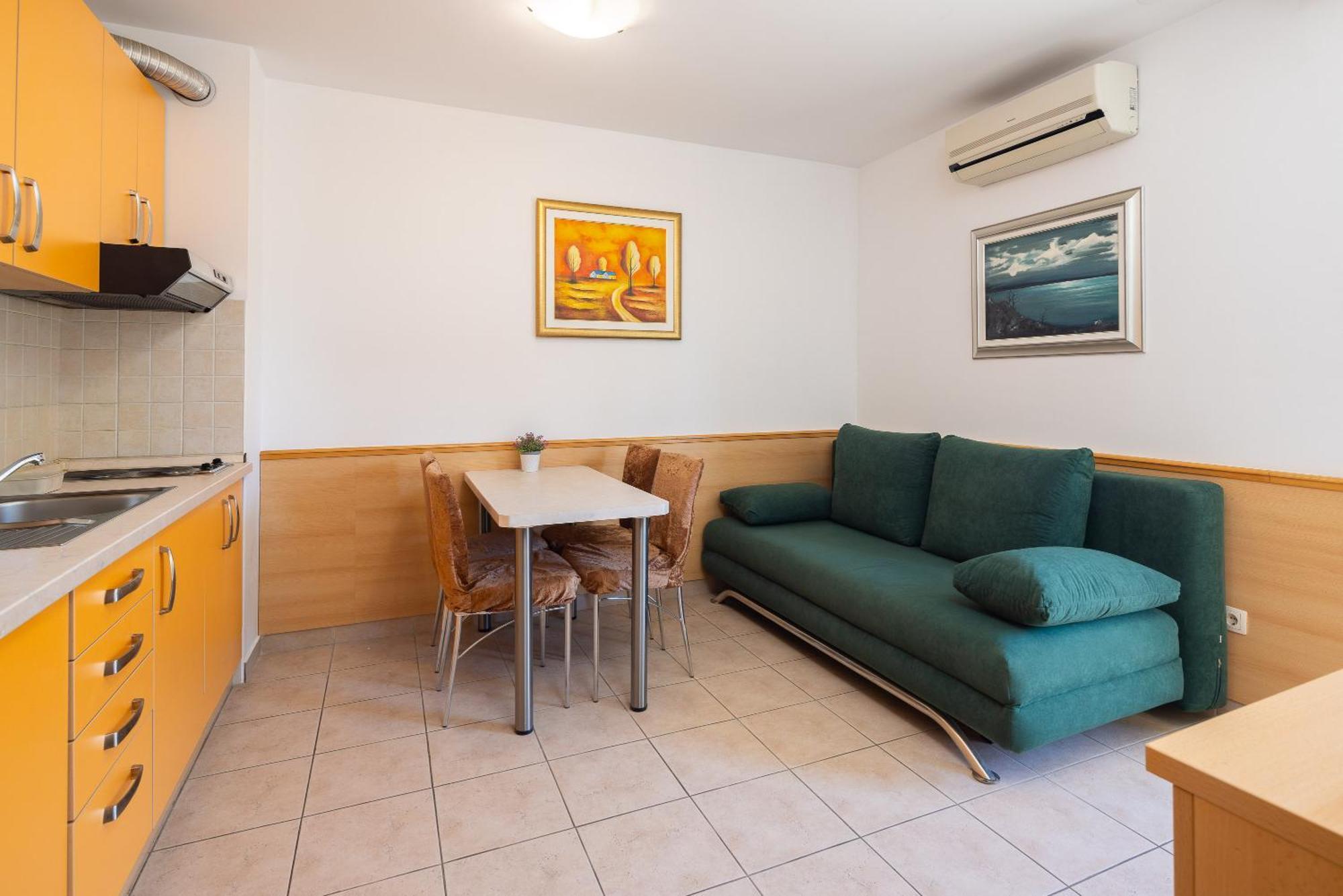 Apartman Sunny *